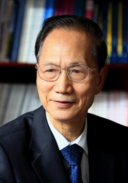 清华大学计算机系教授、中科院院士张钹先生